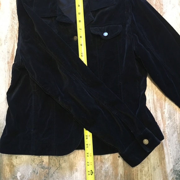 black velvet jacket - Picture 7 of 8